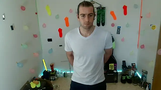 hei_69 Adlı Modelin Canlı XXX Sohbeti