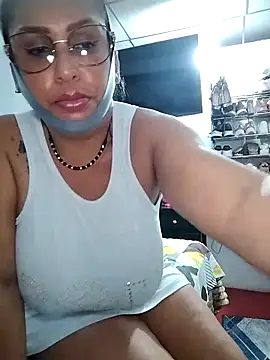 Katy_9523 – Live XXX-chat