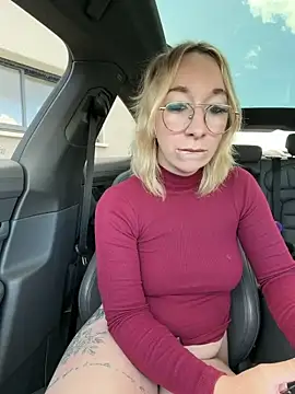 Giuliana_baby Adlı Modelin Canlı XXX Sohbeti