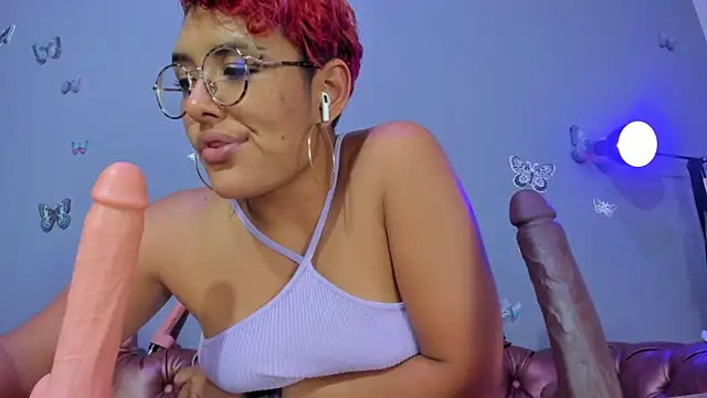 دردشة Kaira_mosse الجنسية المباشرة