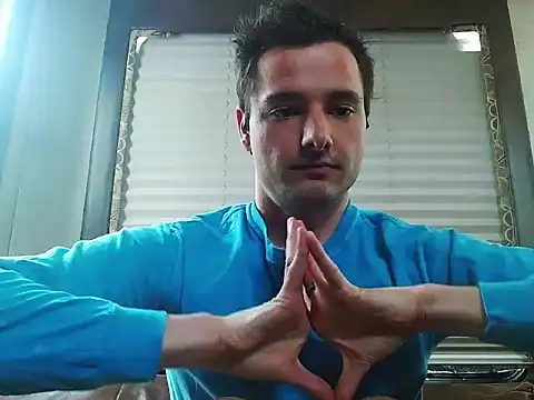 feelingverynaughty's Webcam Show