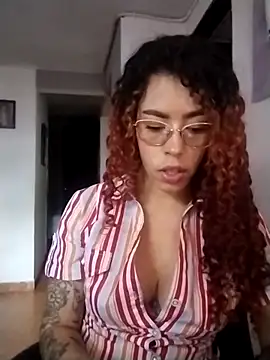 Pamelamiler__ live XXX chat