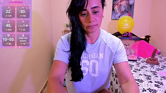 sara_florez12 – Live XXX-chat