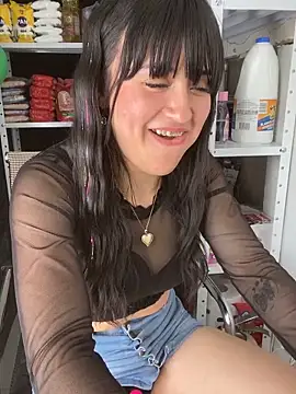 emily_pink18 – Live XXX-chat