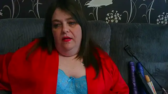 HousewifeMilf_Courtney Adlı Modelin Canlı XXX Sohbeti