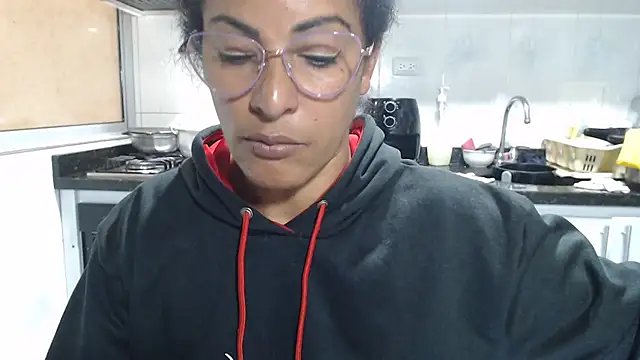 kateleyagrey's Live XXX Chat