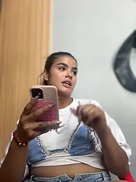 Kaily_Sweet16's Live XXX Chat