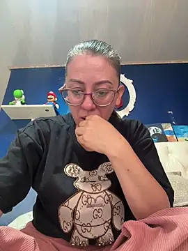 miss_hanna07: απευθείας συνομιλία ΧΧΧ