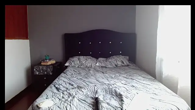 Emilia_1995 Live XXX-chat