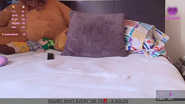 Samanntthaa__ élő XXX-chatje