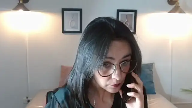 Juliana__lx élő XXX-chatje