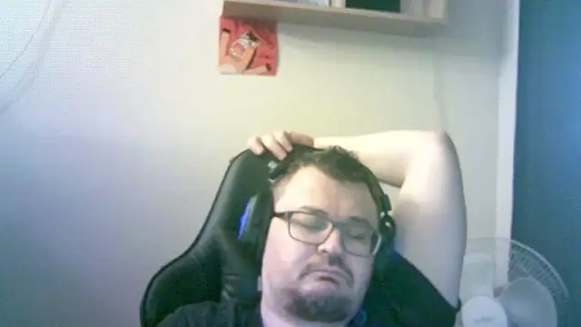 Chat XXX en directo de SirAbuser