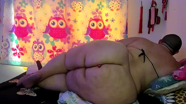 MANDY-BBW webkamerás műsora