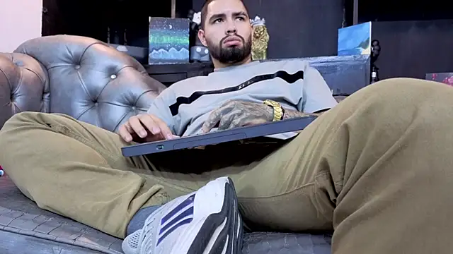 matteosantos: απευθείας συνομιλία ΧΧΧ