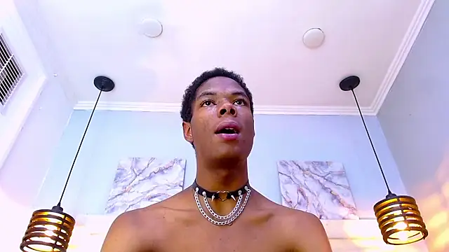 Santiago_Ortiz_ Show Webcam