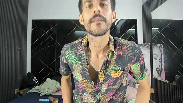 Živý XXX chat Leo_Vesper