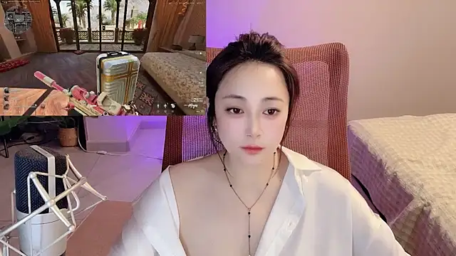 Daisy-77's Live XXX Chat