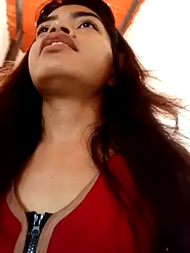 Chat +18 de Rocioardiente ao vivo