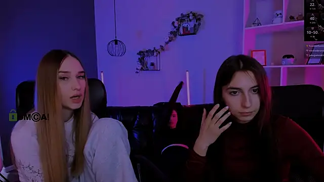 mila_firee webkamerás műsora