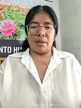 Chat XXX en directo de __valentina18