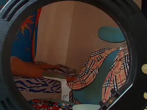 Sassa_69のライブXXXチャット