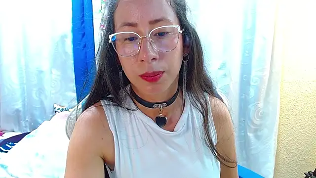 Gia_leinn Chat XXX in diretta