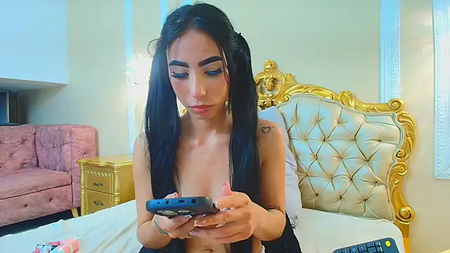 แชท XXX สดของ HallieStone