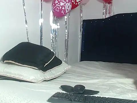 แชท XXX สดของ SalomeMorganX