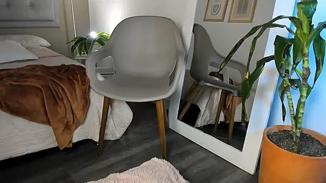 Chat +18 de SalomeStorm_ ao vivo