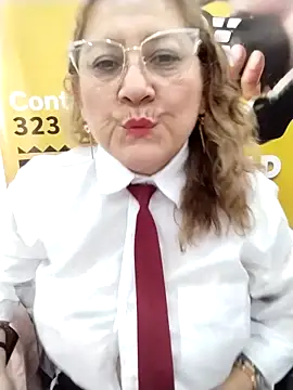 Chat XXX ao vivo de JULIETA_21-