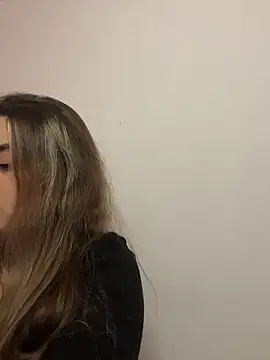 Miss_valeriaa Adlı Modelin Canlı XXX Sohbeti