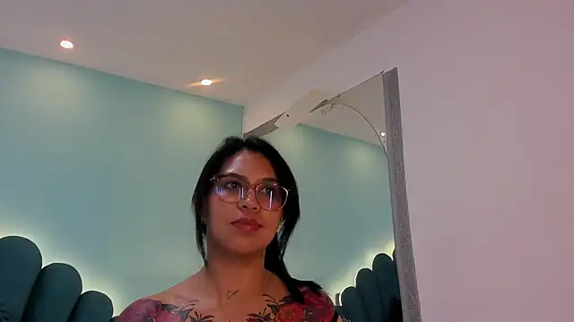 sharlott18 Obrolan Langsung XXX