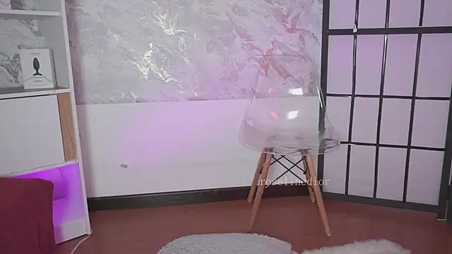 roselinedior Chat XXX in diretta