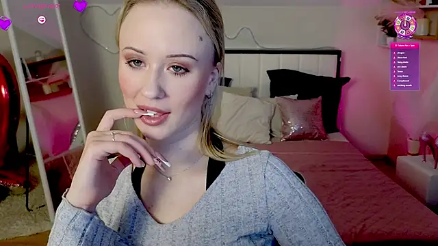 SashaBrooks élő XXX-chatje