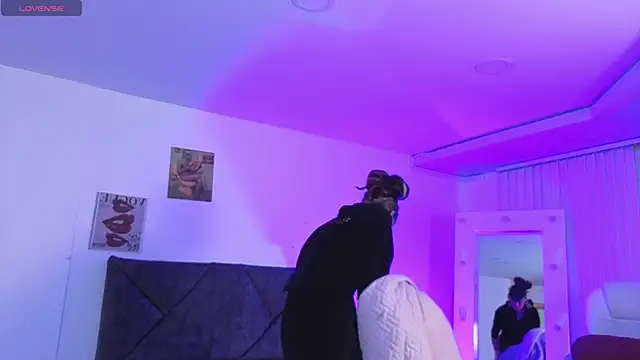 Czat XXX na żywo – _sharlotte777