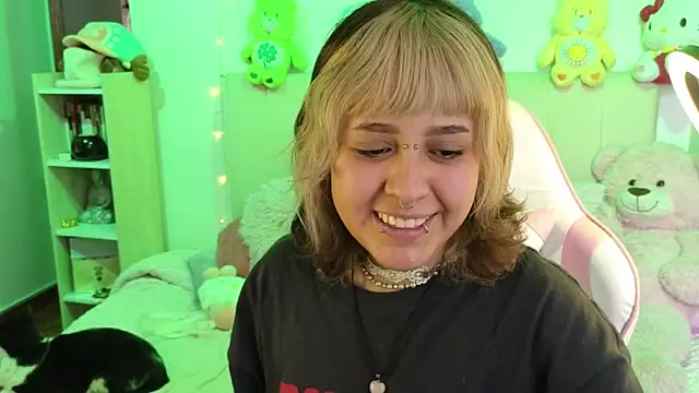 Czat XXX na żywo – NekoWaifu