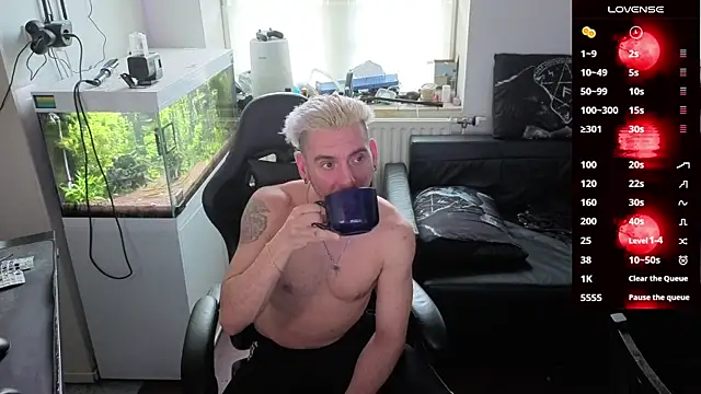 Rayzel_White Webcam show