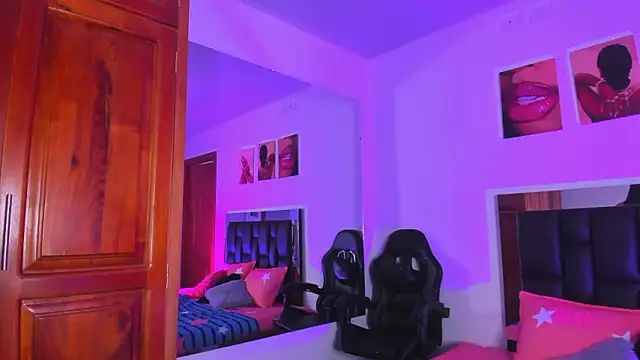 Isabella_Moon9 Chat XXX live