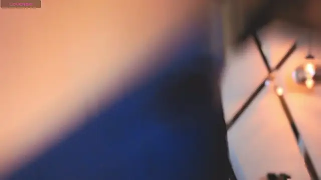 MeelFox Chat XXX live