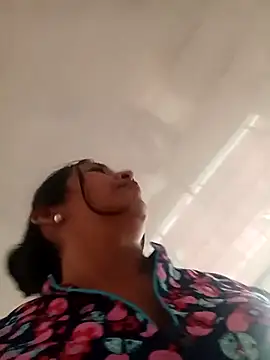 Aitana444's Webcam Show