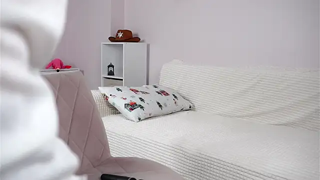 SunnivaCovil Chat XXX live