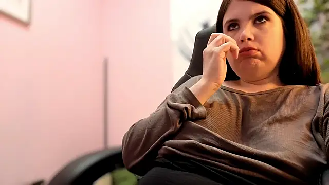 BattyMoll Live XXX-Chat