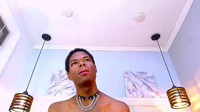 Вебкам-шоу Santiago_Ortiz_