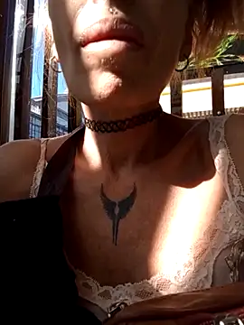 Chat XXX Live FrozenWaffle