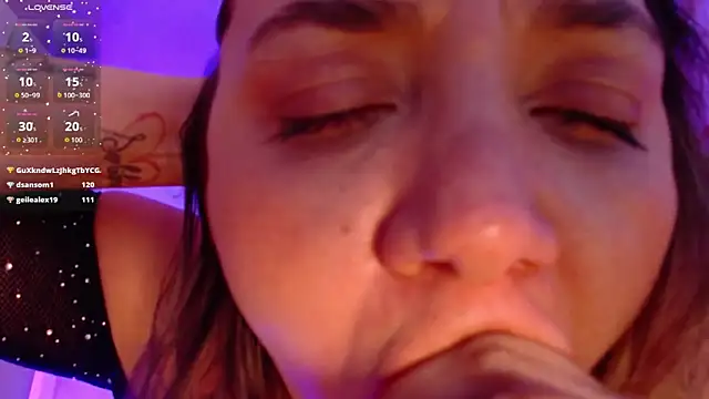 milfsecret69のライブXXXチャット