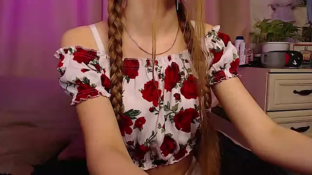 Chatroom XXX en direct de Adeline_Maxwell