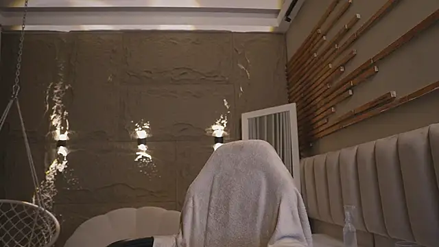 Logan_Varelaのウェブカメラショー