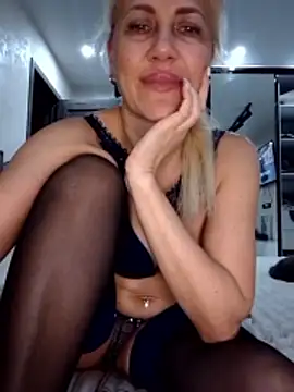 Chatroom XXX en direct de KissMiSveet