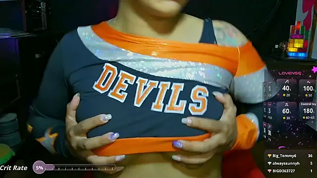 Cata_Blue__ – Live XXX-chat