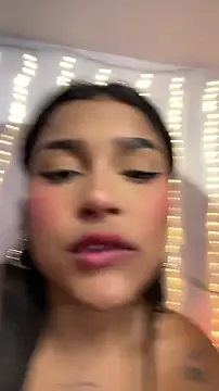 Mariangel_11 élő XXX-chatje